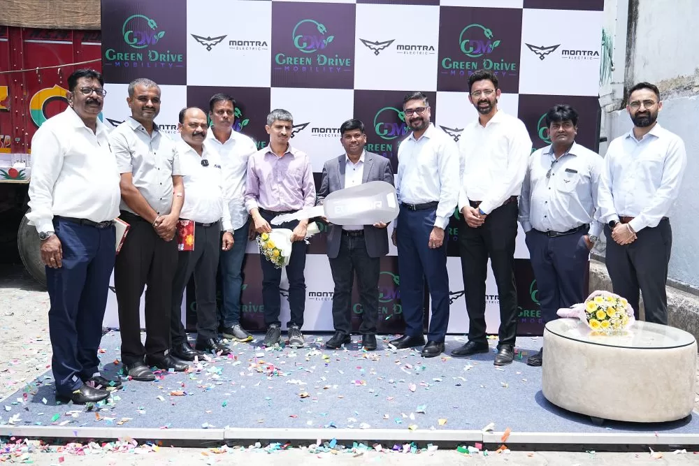 Montra Electric Delivers 100 Electric Reefer Trucks for More Retail Operations